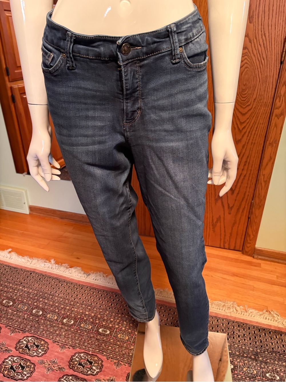 Vintage America Dark Blue Ankle Jeans